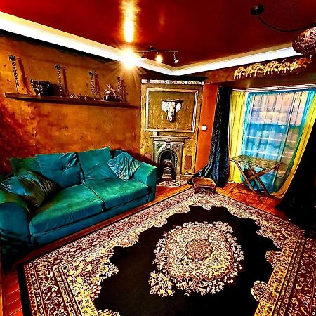 Apartment - Quirky Me1 Рочестер Экстерьер фото