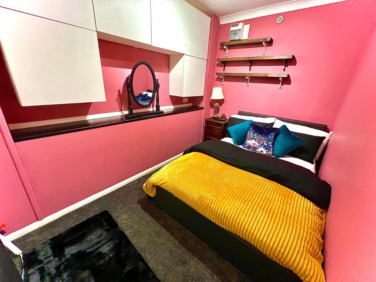 Apartment - Quirky Me1 Рочестер Экстерьер фото